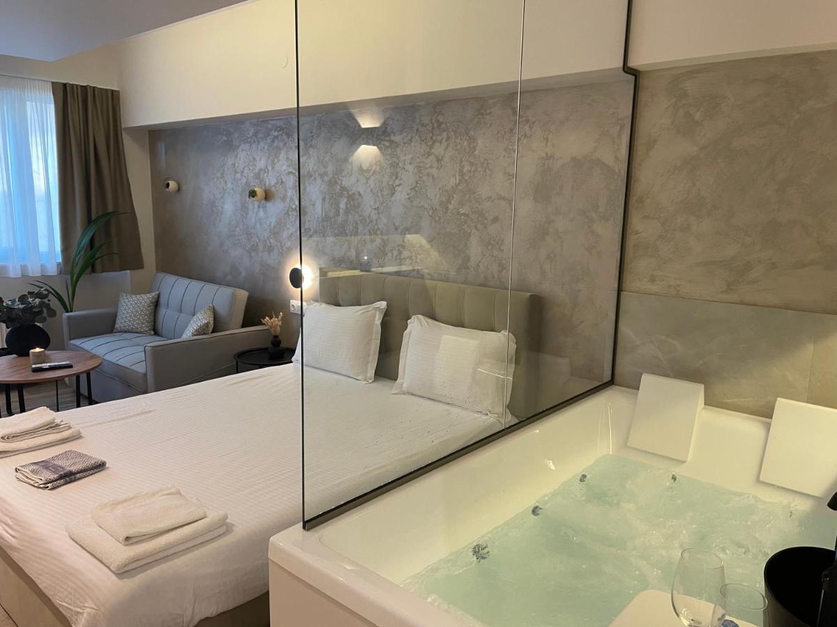 Jacuzzi Suite Ladadika Thessaloníki Ngoại thất bức ảnh